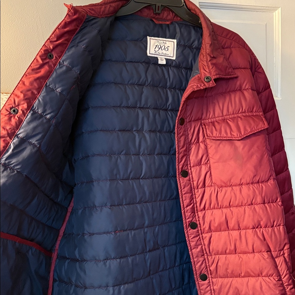 Jos. A. Bank XL burgundy snap light puffer jacket! Like new! - Picture 6 of 7